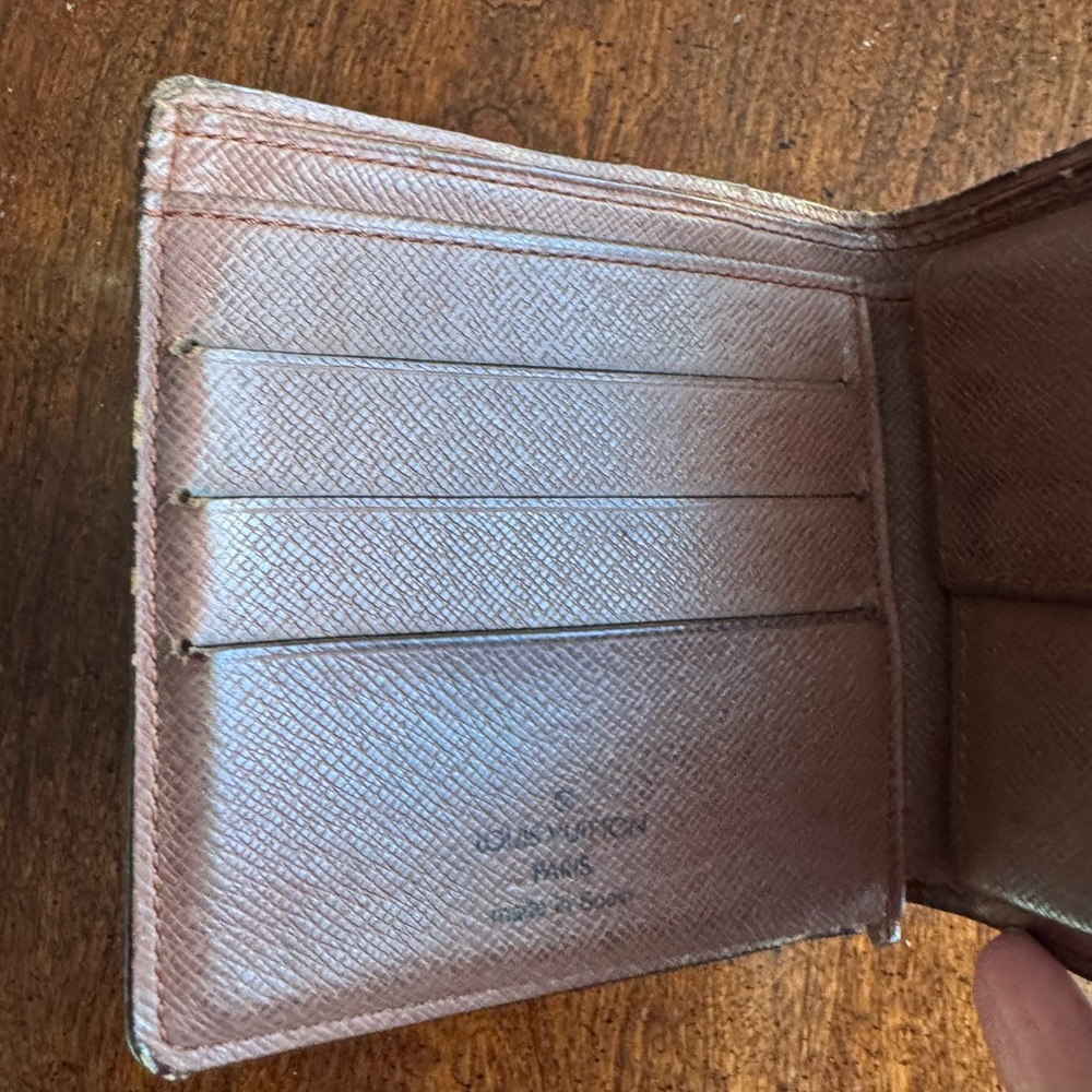 LV Wallet - Picture 6 of 13